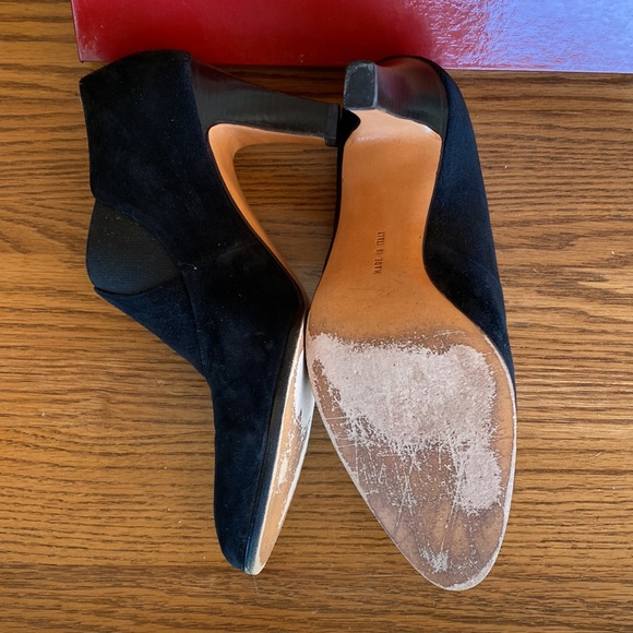 Salvatore Ferragamo Ankle Shoe in Black Suede Calf w/Elastic - Size 7.5B - Picture 4 of 6